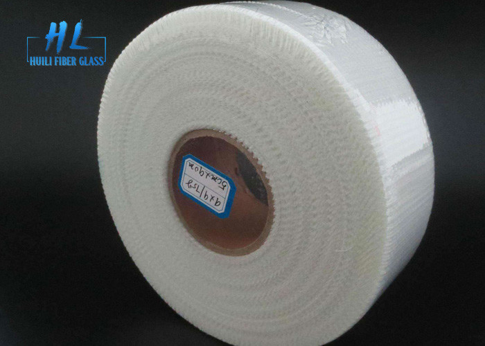 60g 3*3mm de Zelfklevende Witte Kleur van de Glasvezelband voor het Herstellen van Muurbarsten