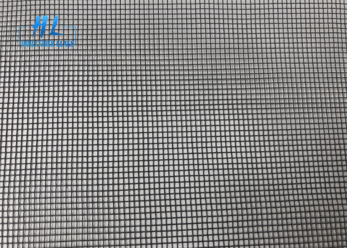 48ft*100ft pvc Met een laag bedekte 105g het Netwerk Zwarte Kleur 18*16 van de Glasvezelmug