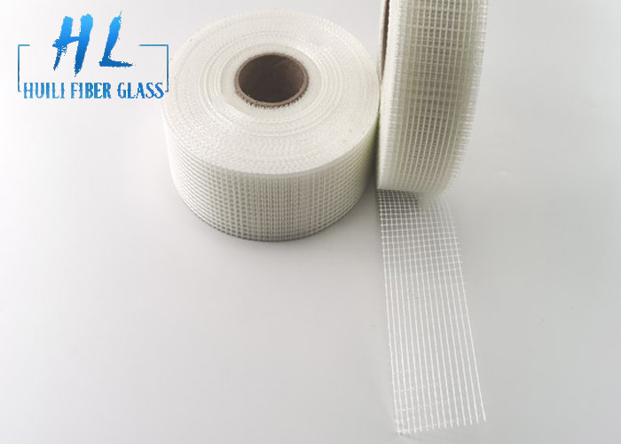 C Glasplain Geweven Glasvezel Tape met Sterk kleefmiddel Latex voor sterkere toepassingen